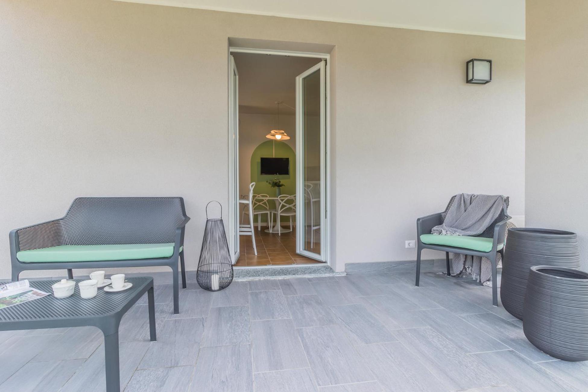 Ninfea Apartments By Wonderful Italy Lezzeno Exterior photo