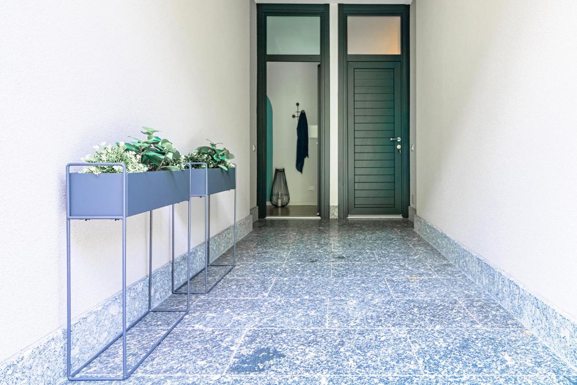 Ninfea Apartments By Wonderful Italy Lezzeno Exterior photo